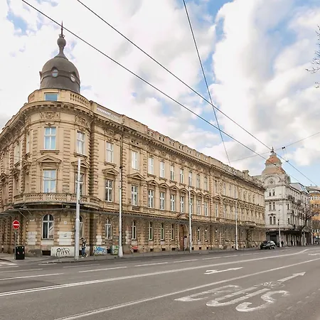 Prezidentský S Výhľadom Na Palác Appartamento