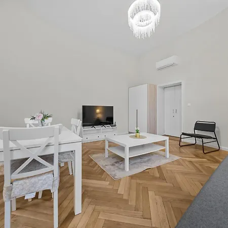 Prezidentsky S Vyhladom Na Palac Apartmán Bratislava